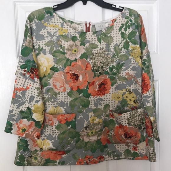 Anthropologie Tops - Anthropologie HD in Paris M floral print top